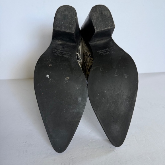 Blondo Elvina Waterproof Ankle Boots Snakeskin Print Leather Size 7 Western - Picture 11 of 15